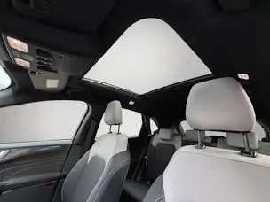 Ford Kuga 2.5 Hybrid Sound Edition 4x4