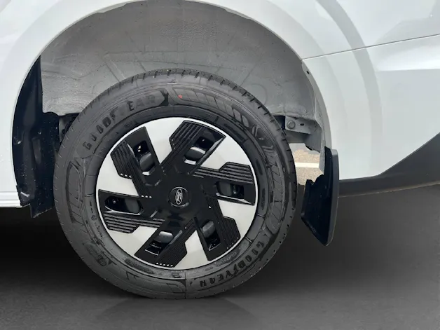 Ford Transit C Van 320 L1 2.5 Duratec 233 Trend PHEV