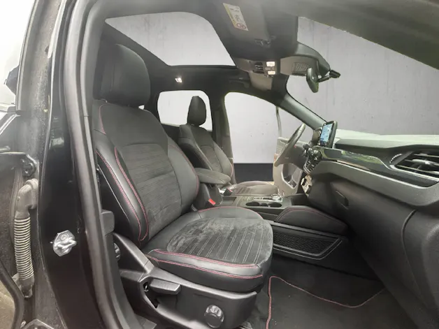 Ford Kuga 2.5 Hybrid ST-Line X 4x4