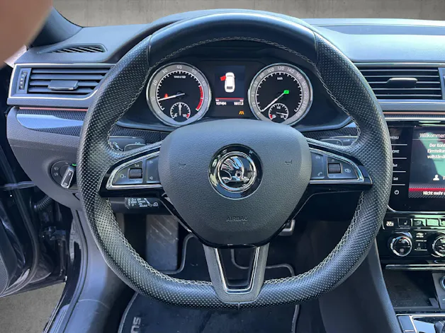 Škoda Superb Combi 2.0 TSI 280 SportLine+ 4x4 DSG
