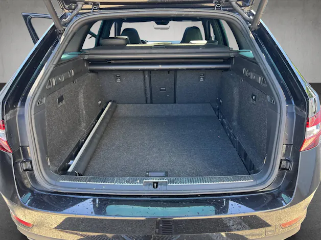 Škoda Superb Combi 2.0 TSI 280 SportLine+ 4x4 DSG