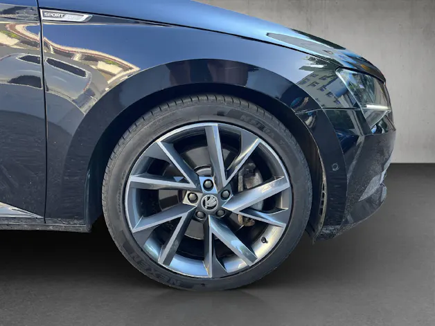 Škoda Superb Combi 2.0 TSI 280 SportLine+ 4x4 DSG