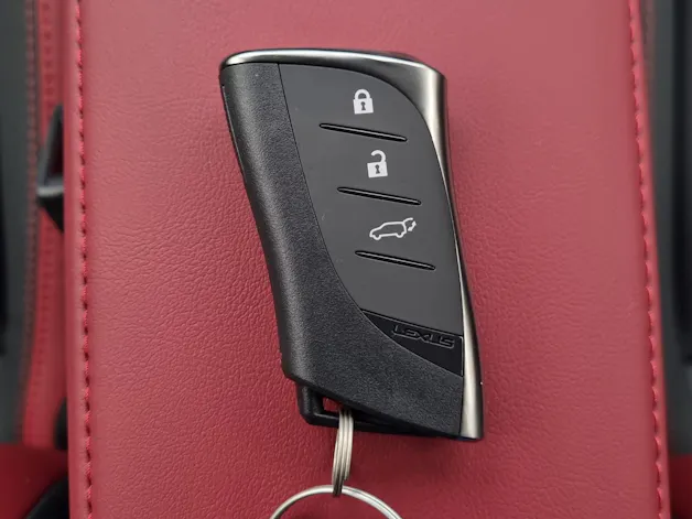 Lexus LBX 1.5 Hybrid Vibrant Edition AWD