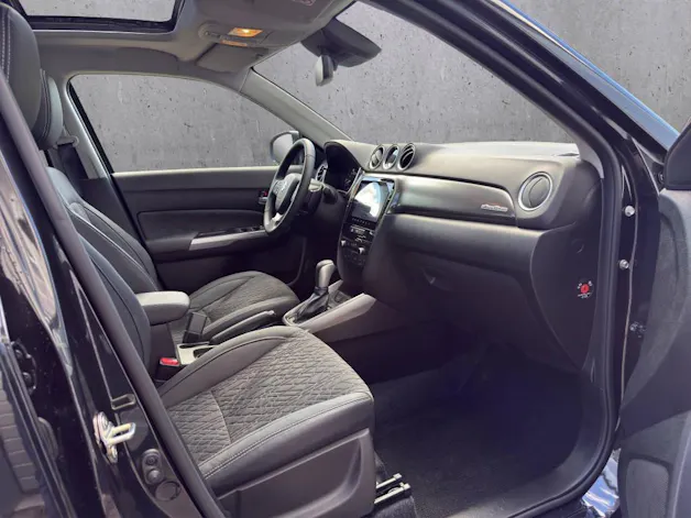 Suzuki Vitara 1.4 T Compact Top Hybrid 4x4