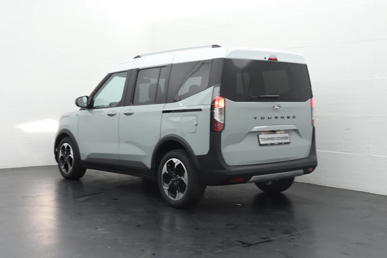 image du véhicule FORD TOURNEO COURIER