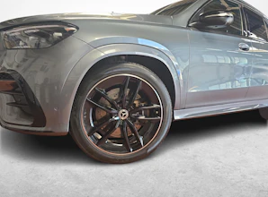 https://vehicle.imgix.net/4328317/fd7aa580-c93e-4b82-bec9-6fce1168ba4a.jpg