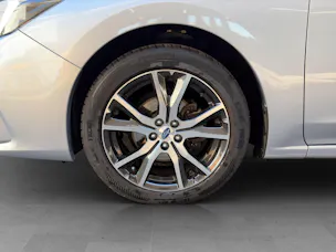 Subaru Impreza 2.0i Swiss Plus