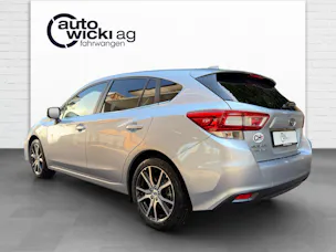 Subaru Impreza 2.0i Swiss Plus