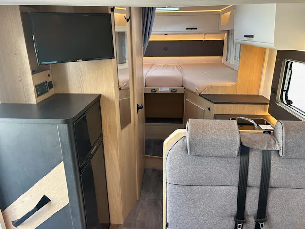 Fiat Ducato 290 33 Kaw. 4035 H2 2.2 H3 Sunlight T67 S