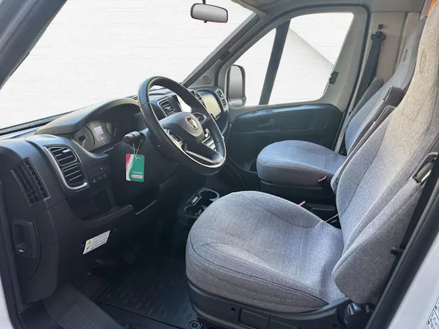 Fiat Ducato 290 33 Kaw. 4035 H2 2.2 H3 Sunlight T67 S