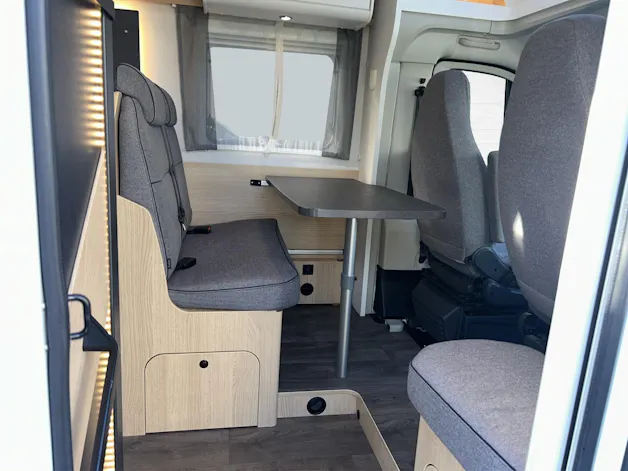 Fiat Ducato 290 33 Kaw. 4035 H2 2.2 H3 Sunlight T67 S