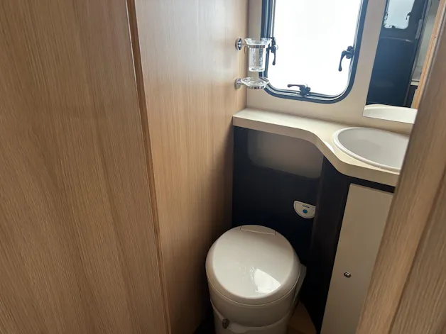 Fiat Ducato 290 30 Kaw. 3450 H2 2.2 H3 Adria Matrix Axess