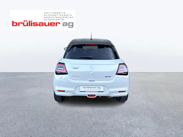 Suzuki Swift 1.2 Sakura Top Hybrid 4x4