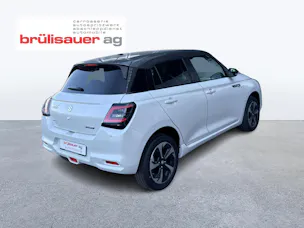 Suzuki Swift 1.2 Sakura Top Hybrid 4x4