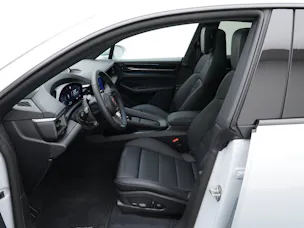 Porsche Macan 4