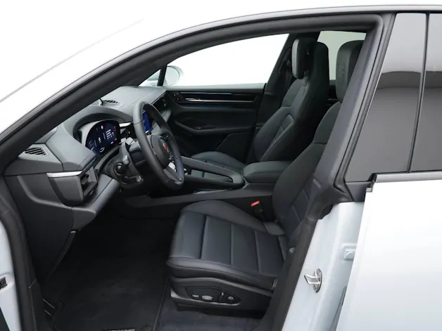 Porsche Macan 4