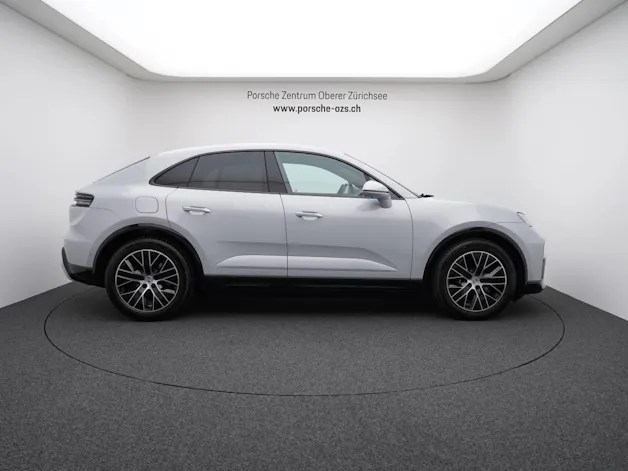 Porsche Macan 4