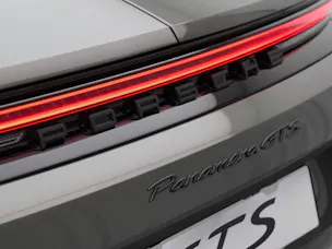 Porsche Panamera GTS