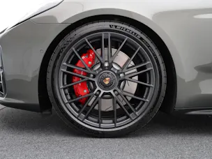 Porsche Panamera GTS