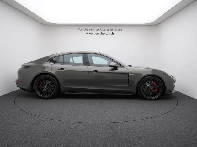 Porsche Panamera GTS