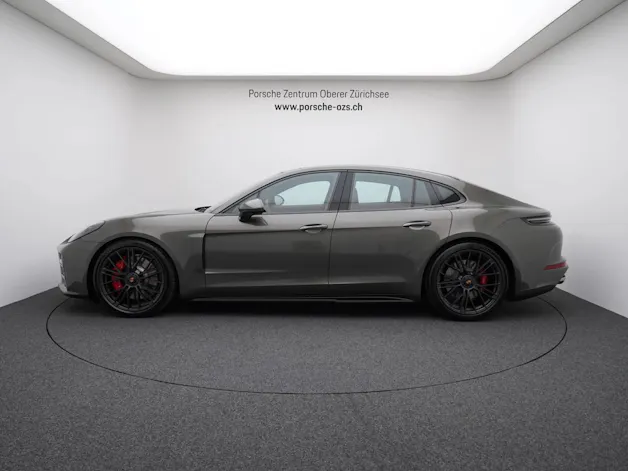 Porsche Panamera GTS