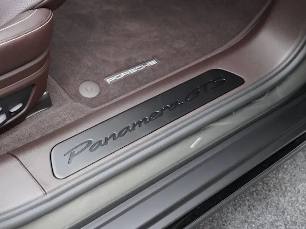 Porsche Panamera GTS