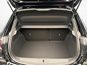 https://vehicle.imgix.net/4328431/c80938bd-7aeb-47f8-8421-9c90f28f7cd7.jpg