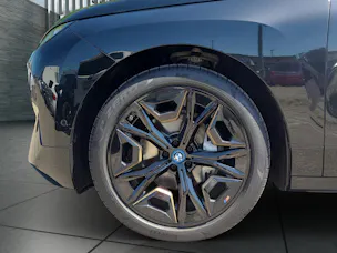 BMW iX xDrive45