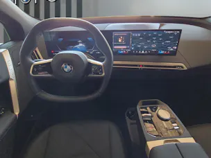 BMW iX xDrive45