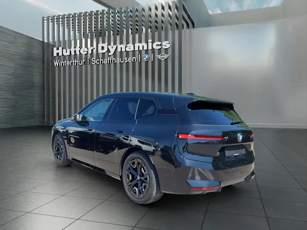 BMW iX xDrive45