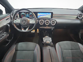 https://vehicle.imgix.net/4328516/05e8c4e6-afad-430f-94a7-286c89b8fcc7.jpg