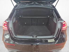 https://vehicle.imgix.net/4328516/3a6be9ce-393e-4010-8278-8ca9cc3a90af.jpg