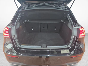 Fahrzeugbild MERCEDES-BENZ A 180 Night Star AMG Line