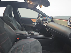 Fahrzeugbild MERCEDES-BENZ A 180 Night Star AMG Line