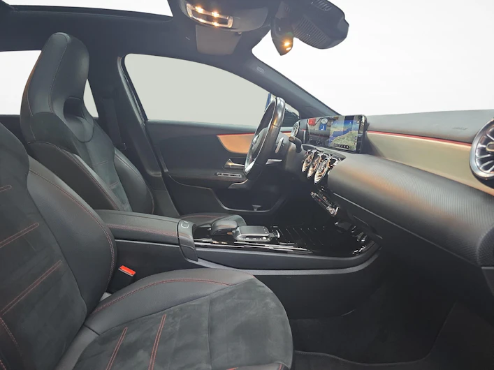 Fahrzeugbild MERCEDES-BENZ A 180