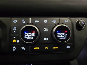 Land Rover Defender 110 3.0 D I6 350 X-Dynamic HSE