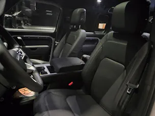 Land Rover Defender 110 3.0 D I6 350 X-Dynamic HSE