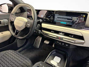 https://vehicle.imgix.net/4328706/e2bce5cd-435b-44bb-96bb-db77935d5a67.jpg