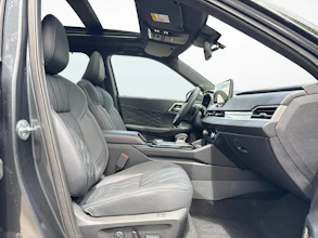 https://vehicle.imgix.net/4328708/777ff94e-a3c2-4091-bd42-b0a5dcfab521.jpg
