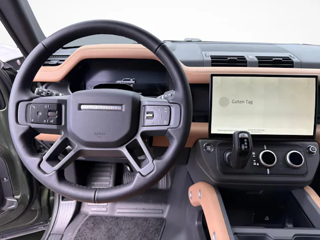 Land Rover Defender 110 3.0 D I6 250 X-Dynamic SE