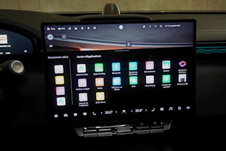 https://vehicle.imgix.net/4328811/c179daa4-aef0-4d35-a475-93dd09aea87d.jpg