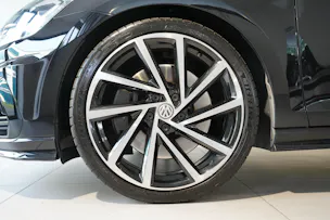 VW Golf VII 2.0 TSI R 310 DSG 4motion