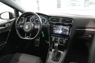 VW Golf VII 2.0 TSI R 310 DSG 4motion