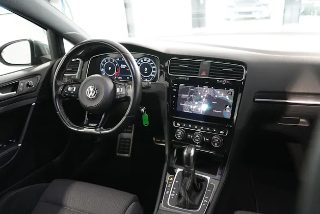 VW Golf VII 2.0 TSI R 310 DSG 4motion