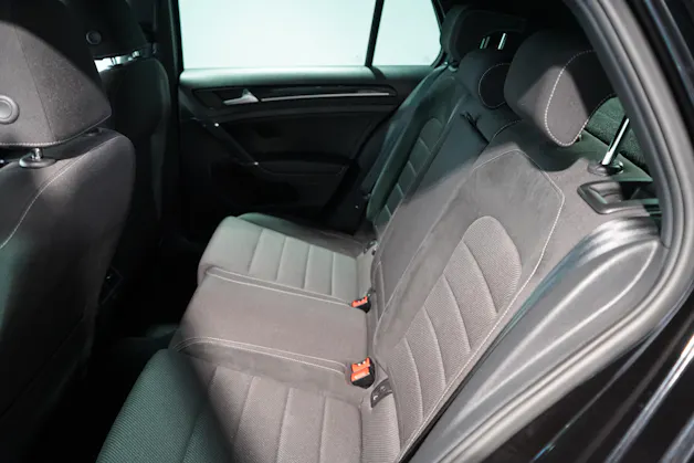 VW Golf VII 2.0 TSI R 310 DSG 4motion