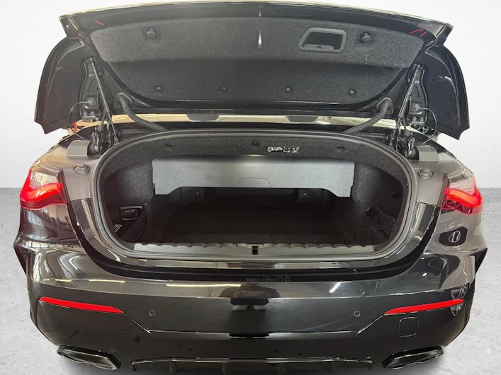 Fahrzeugbild BMW 4 SERIES