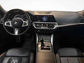 https://vehicle.imgix.net/4328860/edba39bd-8dad-4ee1-ae81-f8a30e8c7f8a.jpg