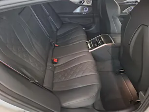 BMW M8 Competition xDrive Gran Coupé