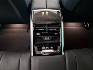 BMW M8 Competition xDrive Gran Coupé