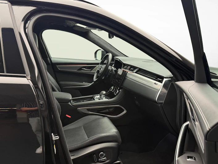 Fahrzeugbild JAGUAR F-PACE